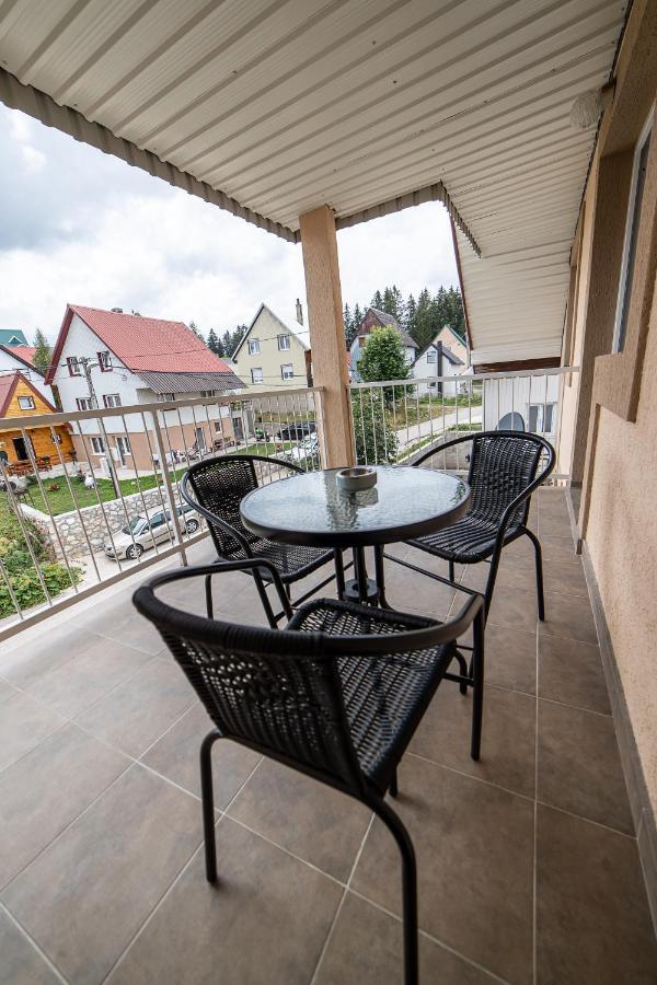 Snam Rooms&Apartment Žabljak Exteriér fotografie
